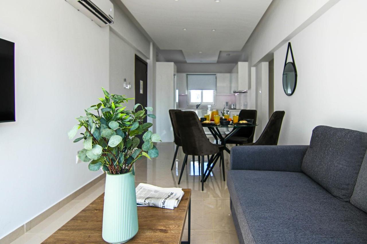Phaedrus Living: Seaside Luxury Flat Lighthouse 65 Lejlighed Paphos Eksteriør billede