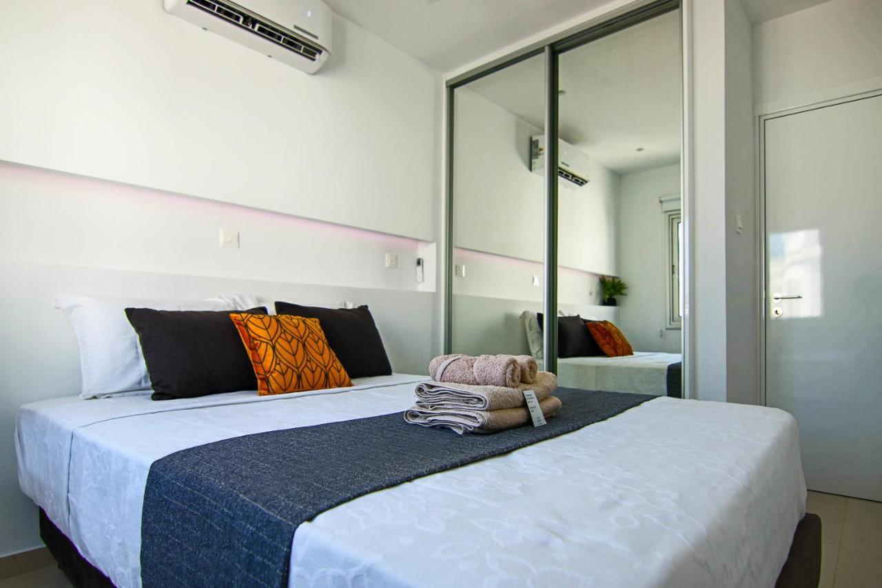 Phaedrus Living: Seaside Luxury Flat Lighthouse 65 Lejlighed Paphos Eksteriør billede